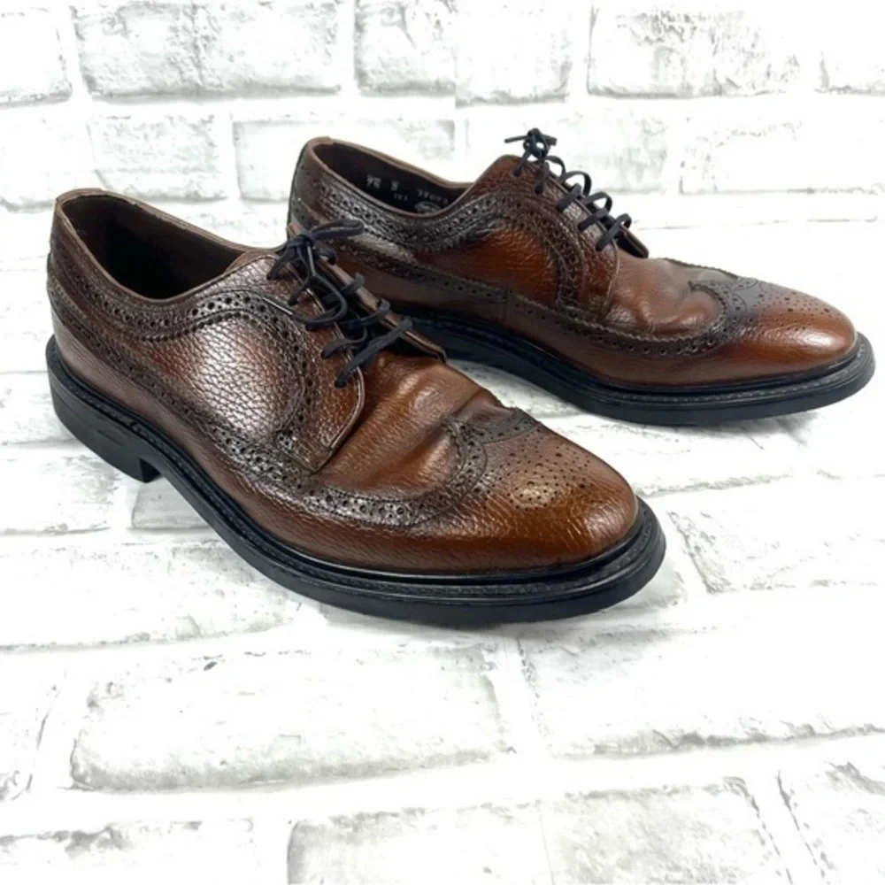 British Walkers Wingtip Dress Shoes Men SZ 9.5 D Brown Leather RARE Vintage